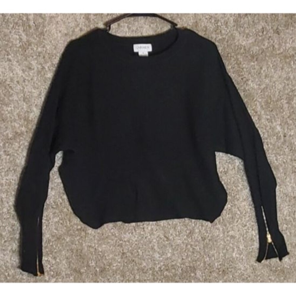 Carmen Marc Valvo Women's Black Ribbed Sweater Size Medium